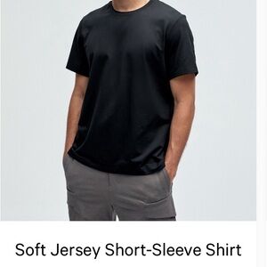 Men’s Lululemon soft jersey t-shirt